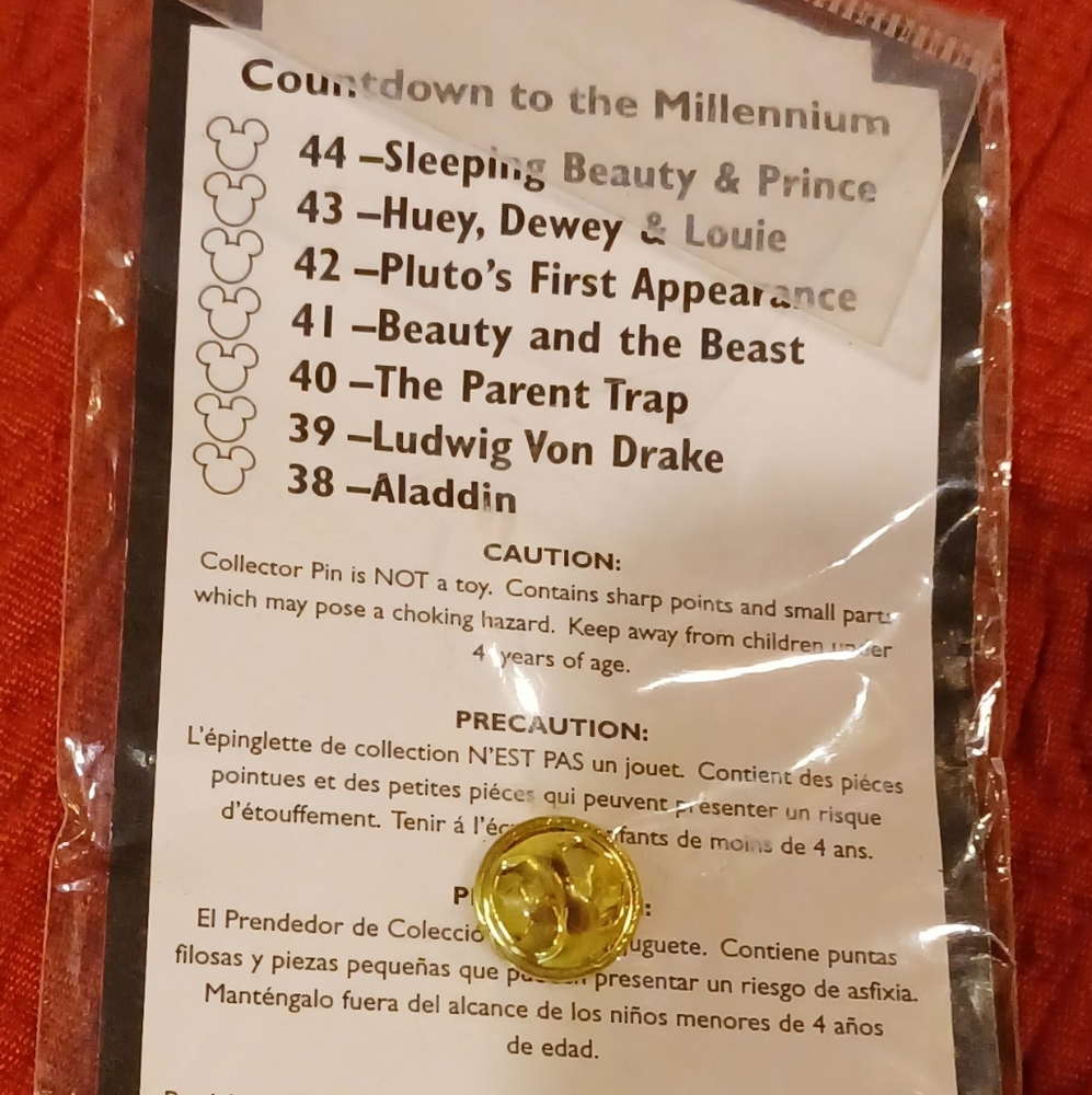 3 Vintage Disney Countdown to the Millennium Pins - Picture 3 of 4